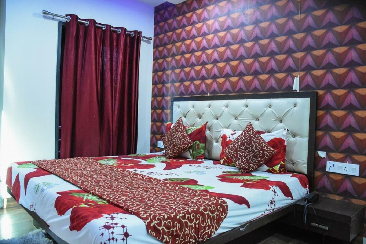 Hotel Dilip อินดอร์ ภายนอก รูปภาพ